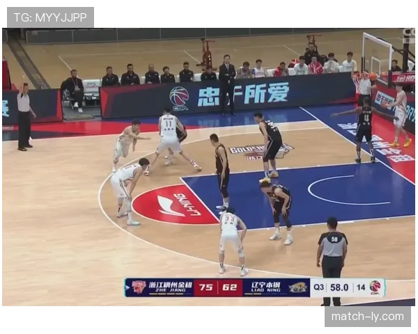 巴尼亚尼挡拆造机会提升投篮效率，引领活塞阵地进攻变化